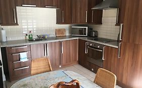 Cosy Apartments At Peel House